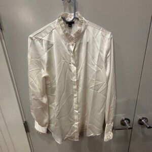 NWT Ann Taylor Ruffle Neck Button Down Top - Size Medium